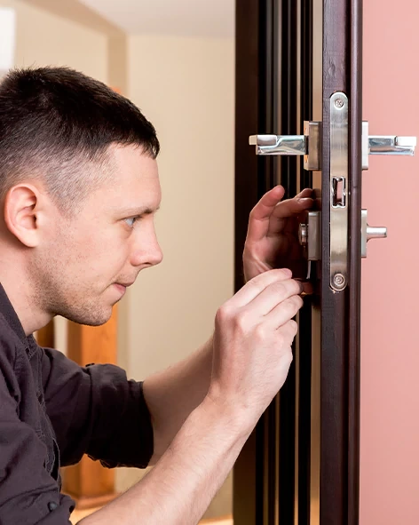 : Professional Locksmith For Commercial And Residential Locksmith Services in Cicero, IL