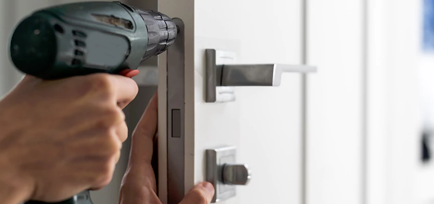 Locksmith For Lock Replacement Near Me in Cicero, IL