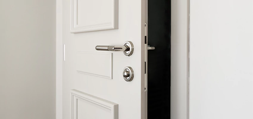 Folding Bathroom Door With Lock Solutions in Cicero, IL